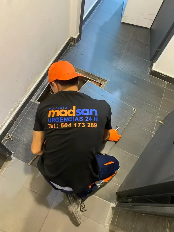 Pocero.madrid, empresa de desatascos